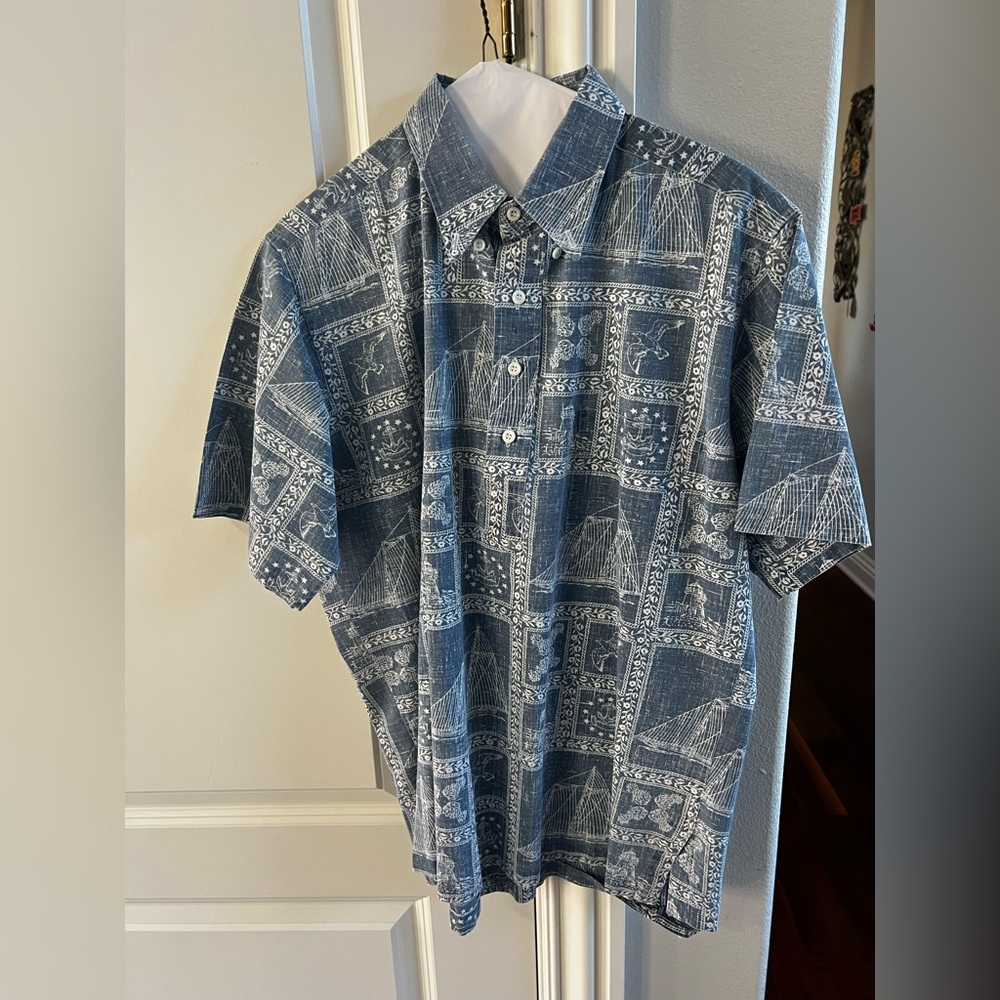 CLEARANCE Men’s M Reyn Spooner Blue & White Hawaiian Nautical Button Down Shirt